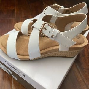 Giani Bernini Wedges